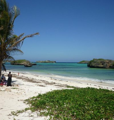 sandies-tropical-village